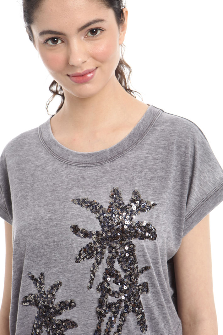 T-shirt ricamata Fashion Market T-shirt ricamata Fashion Market