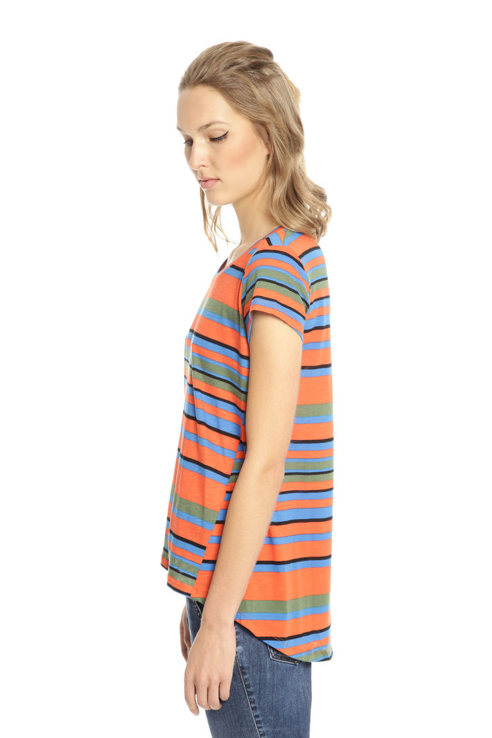 T-shirt svasata in cotone Fashion Market T-shirt svasata in cotone Fashion Market