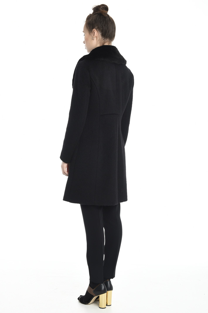 Cappotto con collo removibile Diffusione Tessile Cappotto con collo removibile Diffusione Tessile