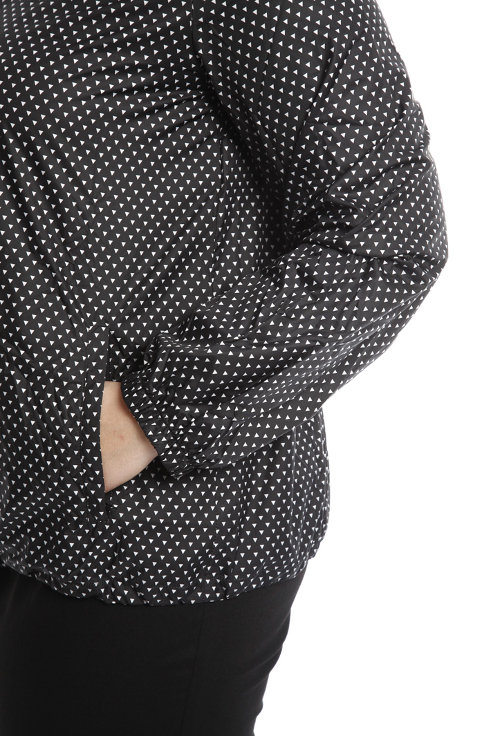 Giacca impermeabile stampata Diffusione Tessile Giacca impermeabile stampata Diffusione Tessile