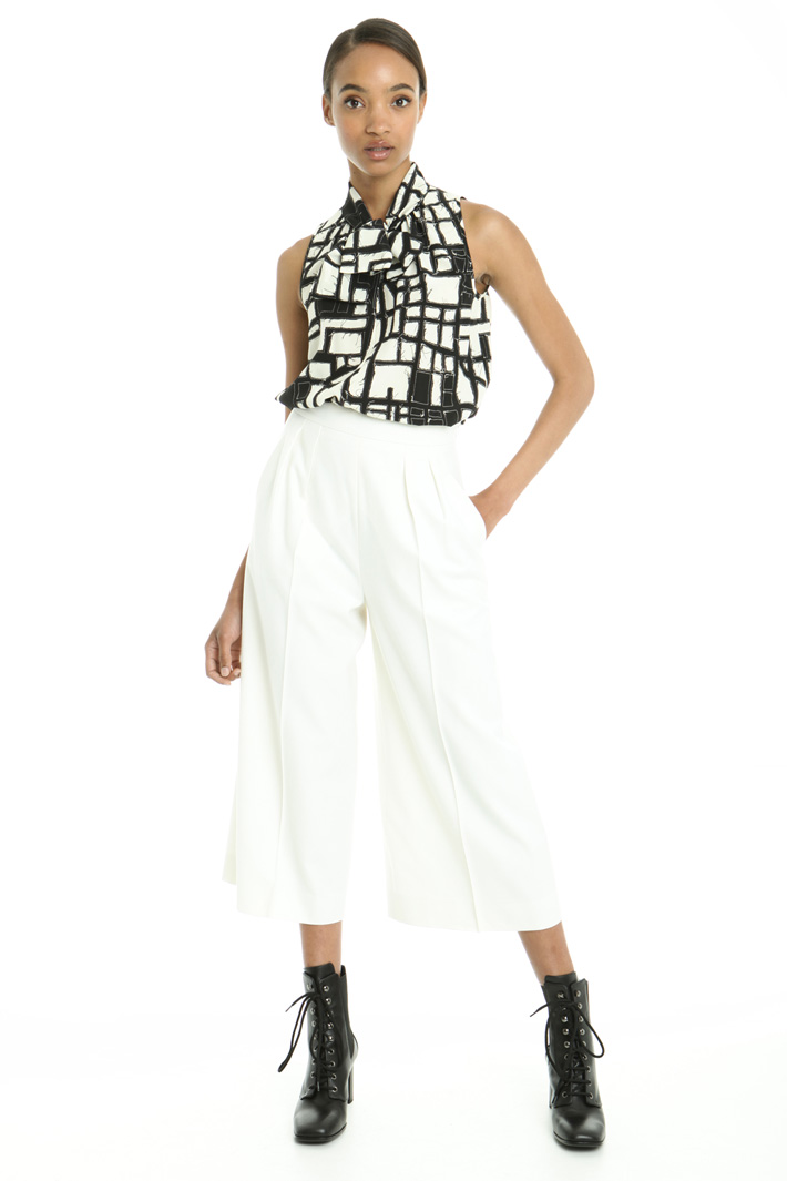 Top con collo a sciarpa Diffusione Tessile Top con collo a sciarpa Diffusione Tessile