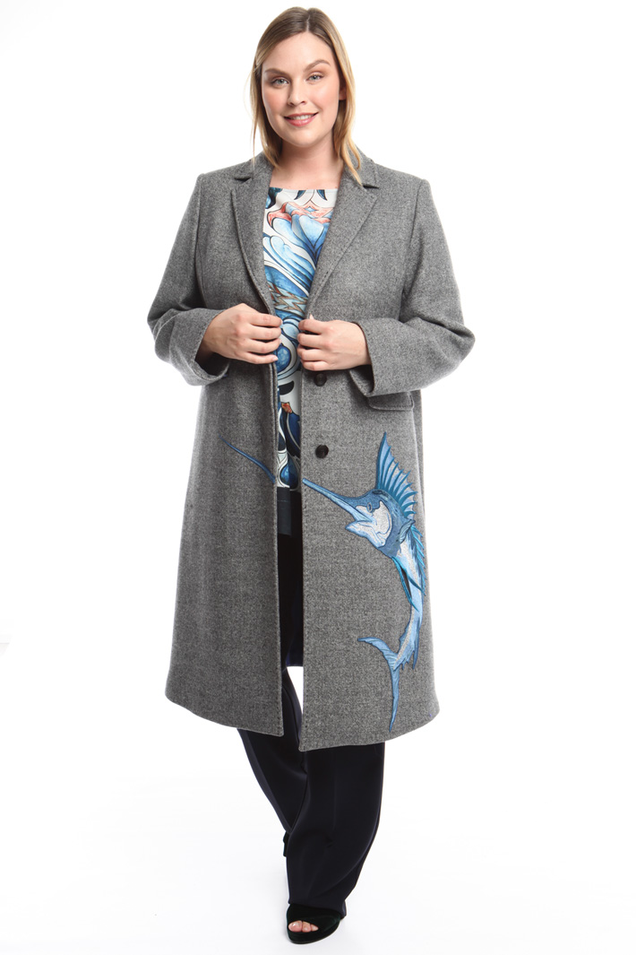 Cappotto con maxi ricamo Diffusione Tessile Cappotto con maxi ricamo Diffusione Tessile