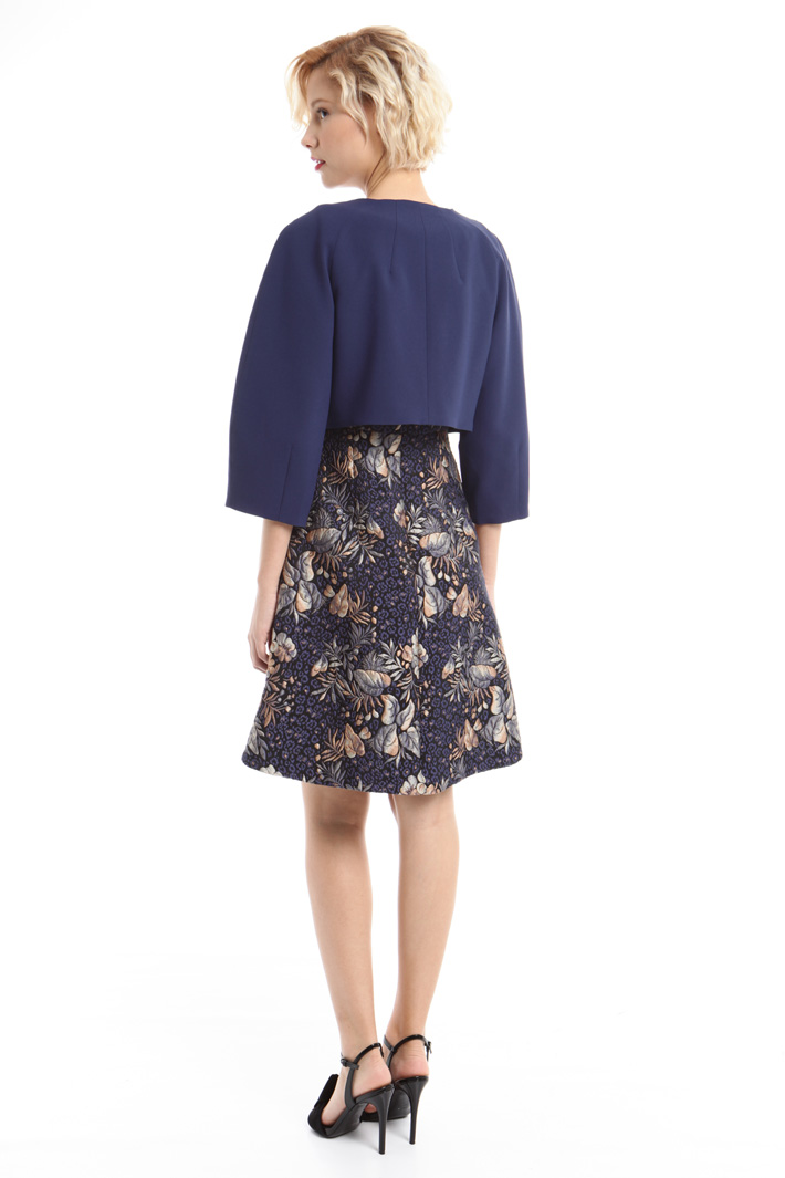 Giacca boxy in tessuto crepe Diffusione Tessile Giacca boxy in tessuto crepe Diffusione Tessile