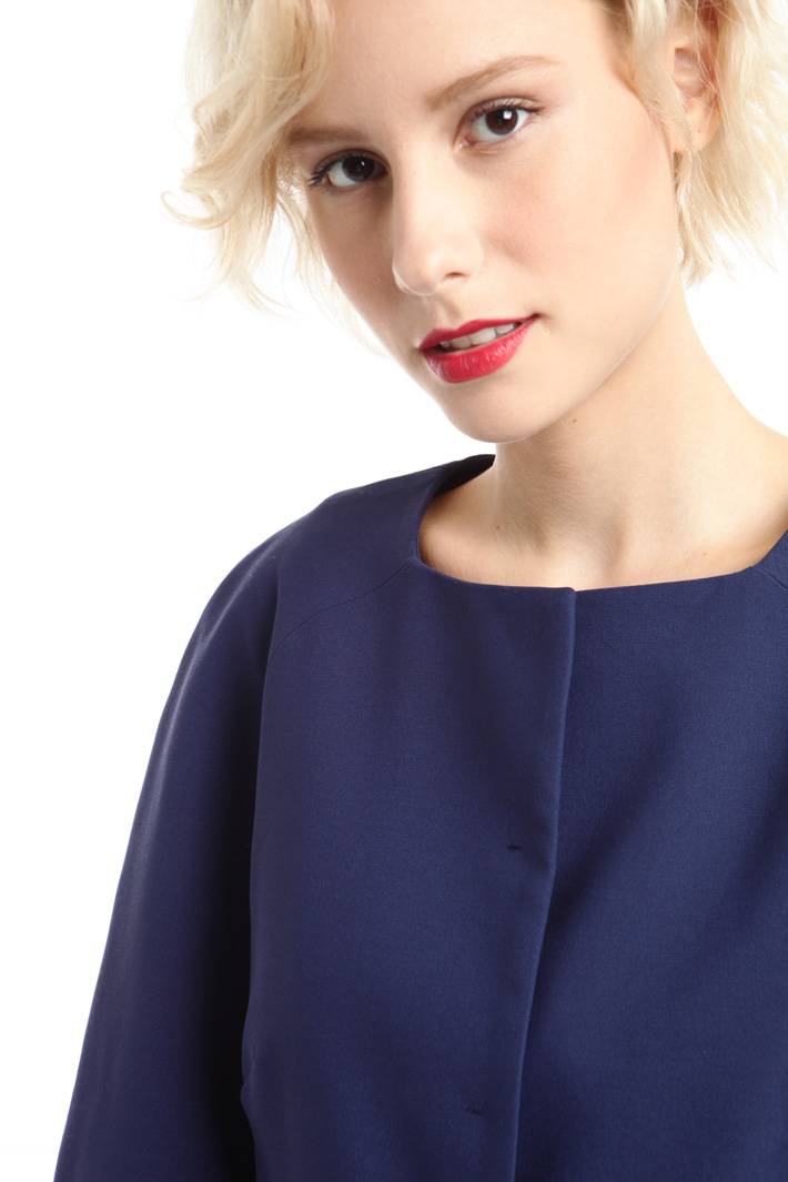 Giacca boxy in tessuto crepe Diffusione Tessile Giacca boxy in tessuto crepe Diffusione Tessile