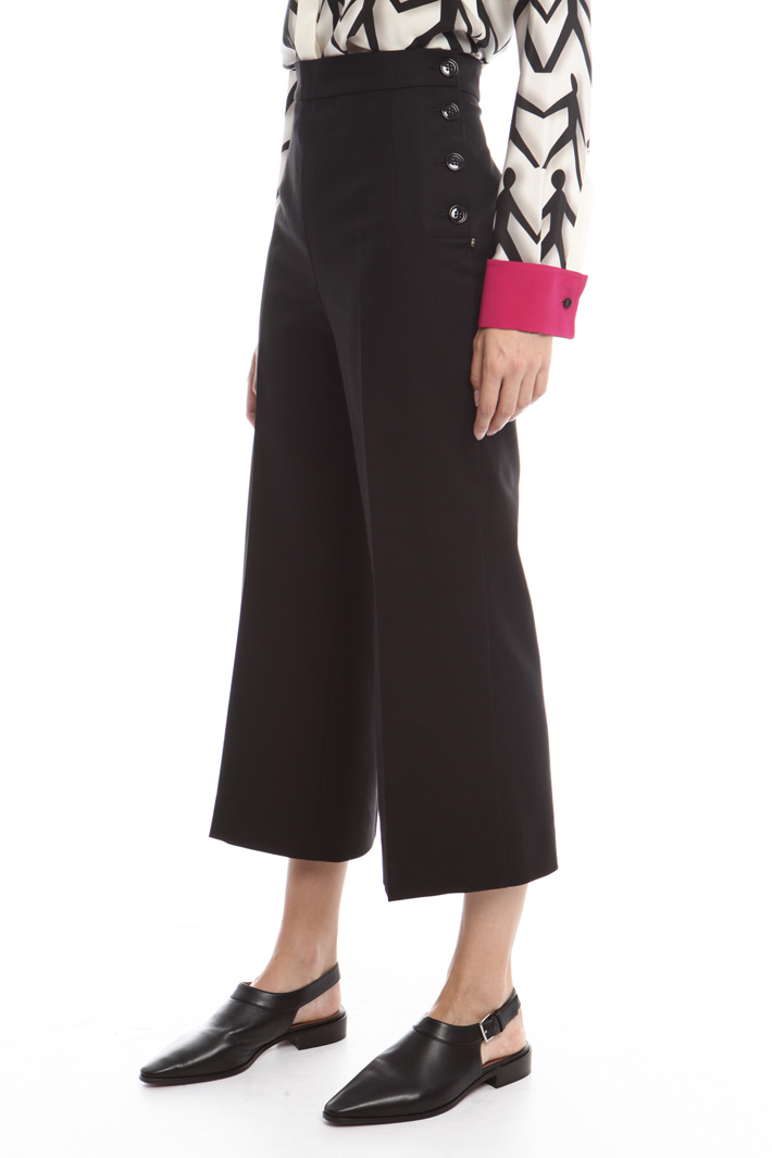 Pantaloni con bottoni Diffusione Tessile Pantaloni con bottoni Diffusione Tessile