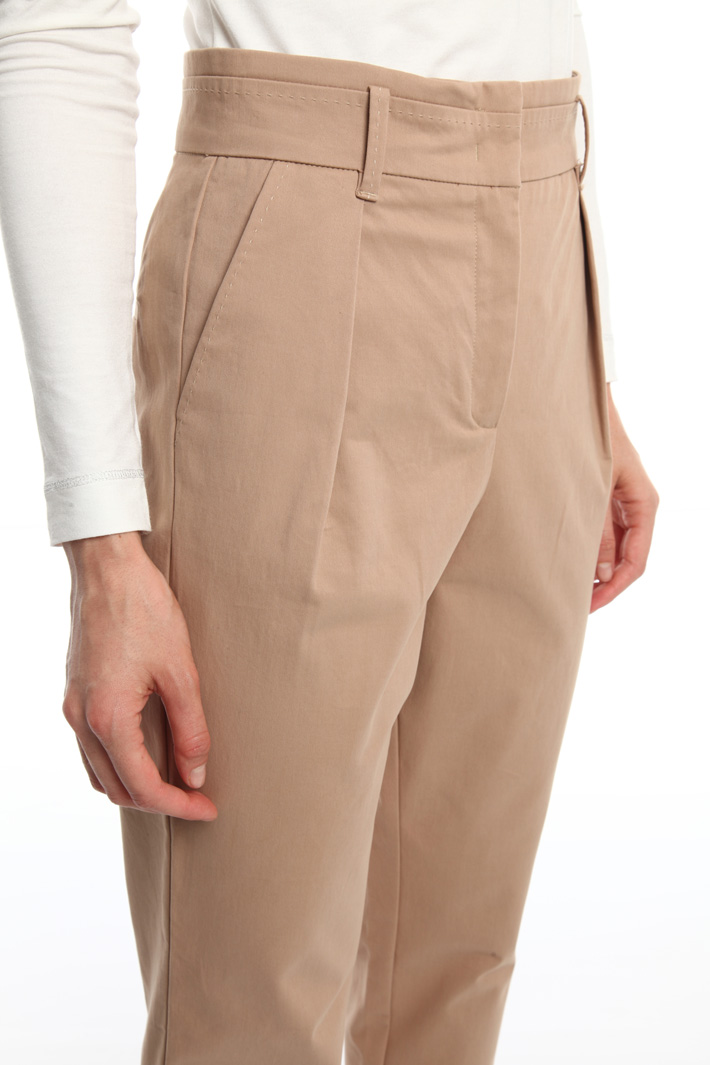 Pantalone a vita alta Diffusione Tessile Pantalone a vita alta Diffusione Tessile