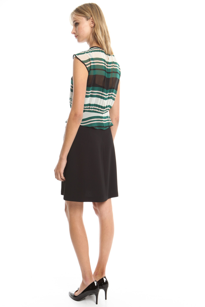 Abito in georgette e cady Diffusione Tessile Abito in georgette e cady Diffusione Tessile