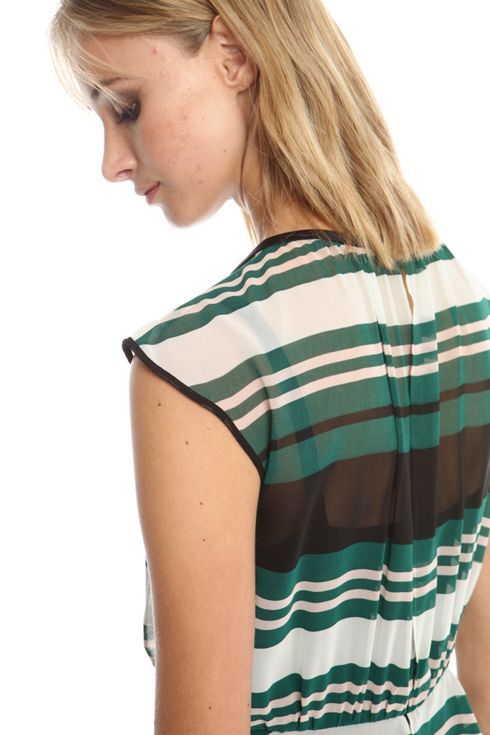 Abito in georgette e cady Diffusione Tessile Abito in georgette e cady Diffusione Tessile