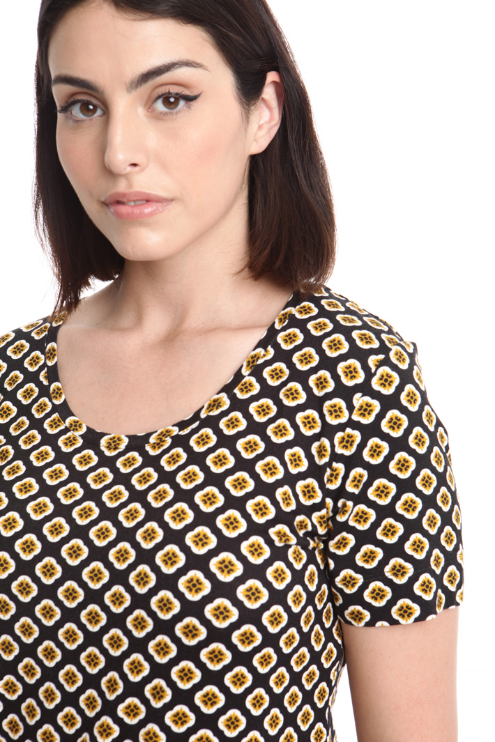 T-shirt in jersey stampata Diffusione Tessile T-shirt in jersey stampata Diffusione Tessile