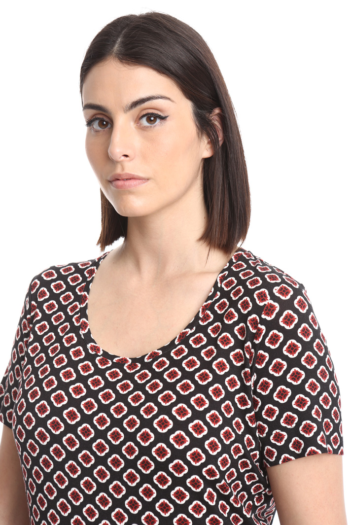 T-shirt in jersey stampata Diffusione Tessile T-shirt in jersey stampata Diffusione Tessile