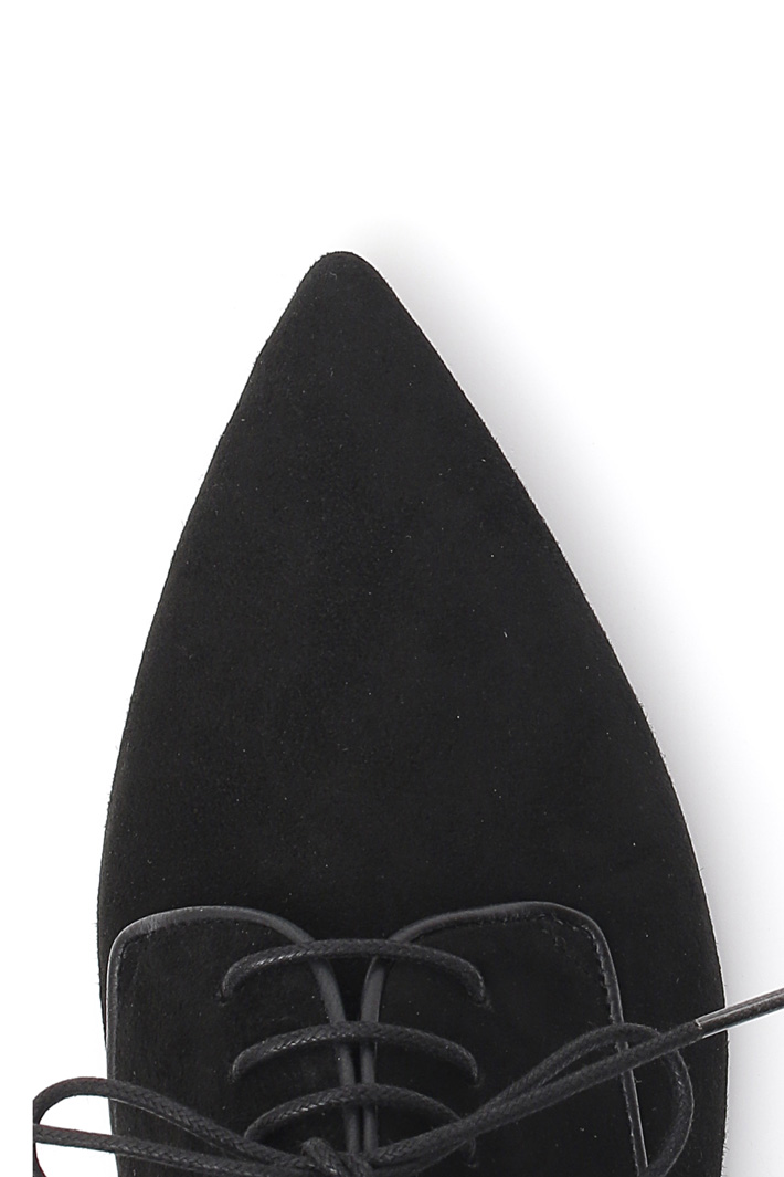 Allacciata in suede Diffusione Tessile Allacciata in suede Diffusione Tessile