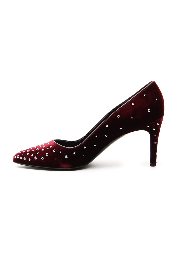 Dècolletè con strass applicati Diffusione Tessile Dècolletè con strass applicati Diffusione Tessile