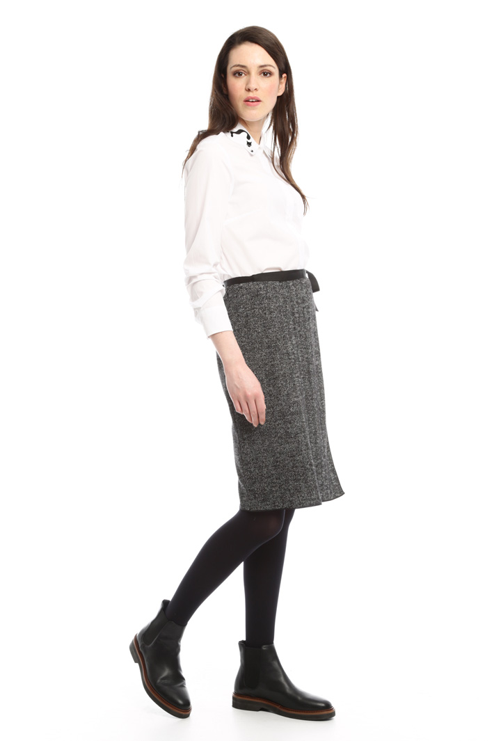 Camicia con colletto ricamato Diffusione Tessile Camicia con colletto ricamato Diffusione Tessile