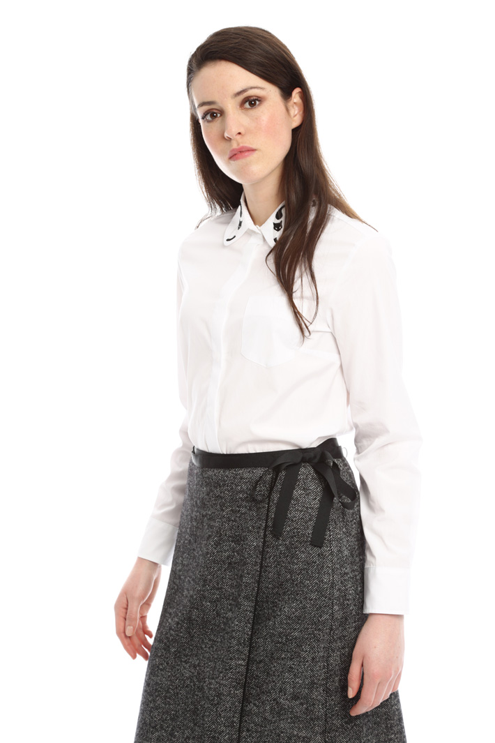 Camicia con colletto ricamato Diffusione Tessile Camicia con colletto ricamato Diffusione Tessile