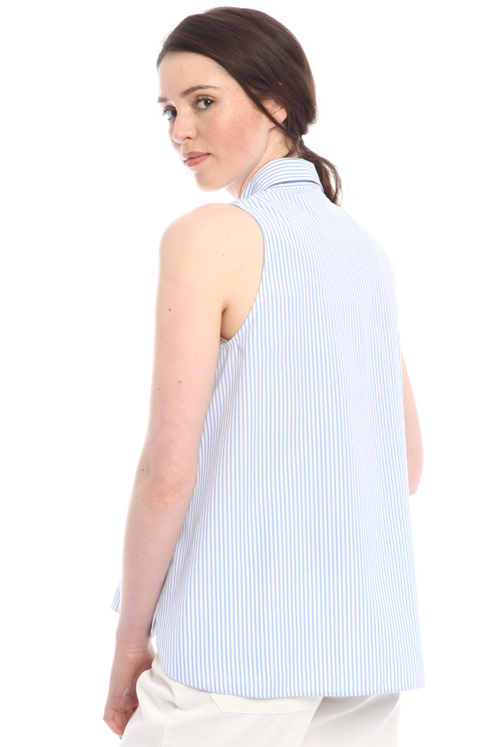Camicia ricamata senza maniche Diffusione Tessile Camicia ricamata senza maniche Diffusione Tessile