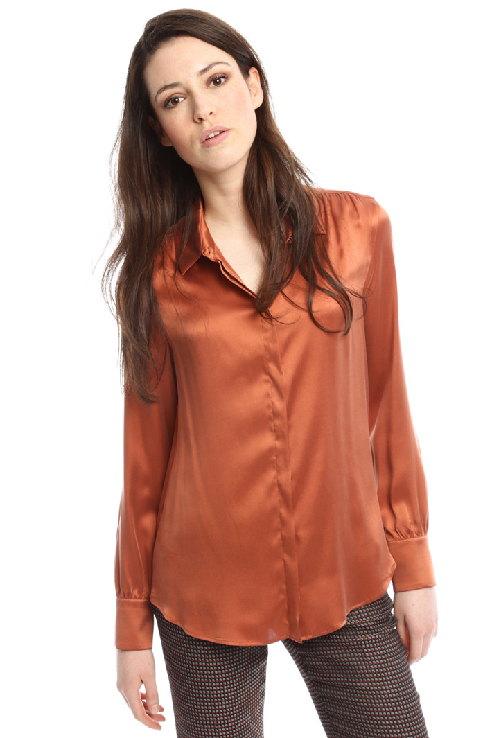 Camicia in raso di seta Diffusione Tessile Camicia in raso di seta Diffusione Tessile