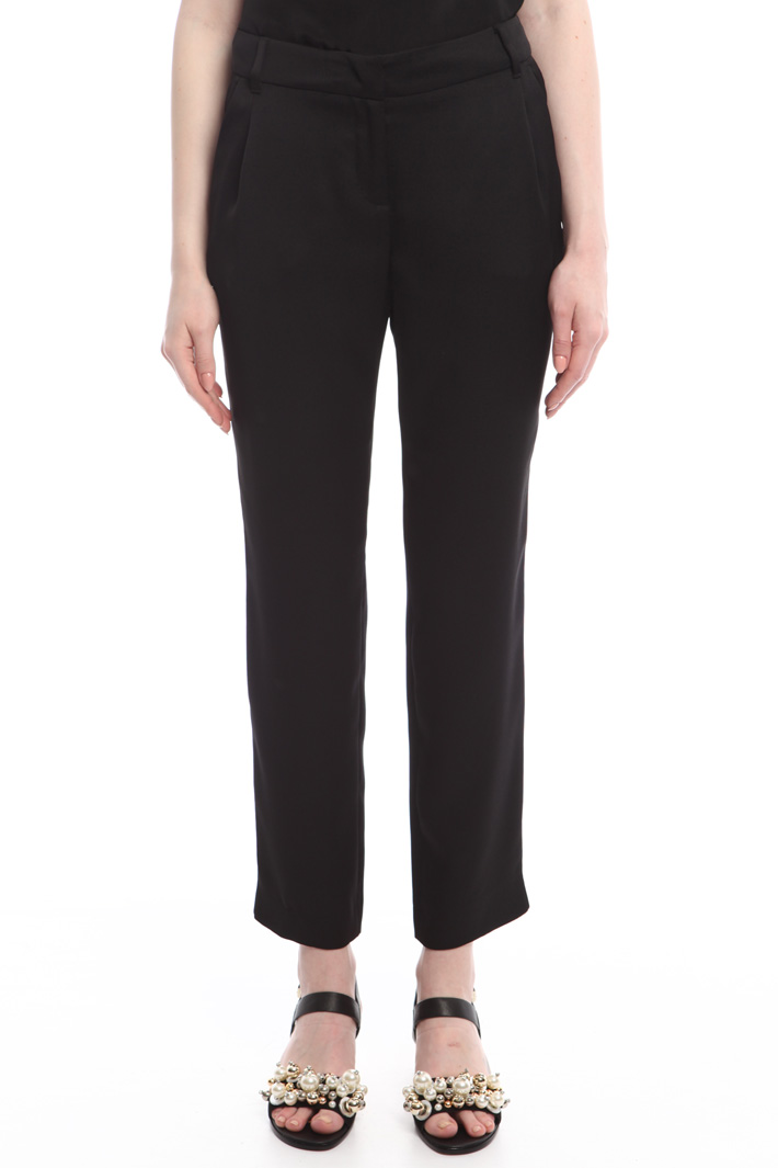 Pantaloni in enver satin Diffusione Tessile Pantaloni in enver satin Diffusione Tessile