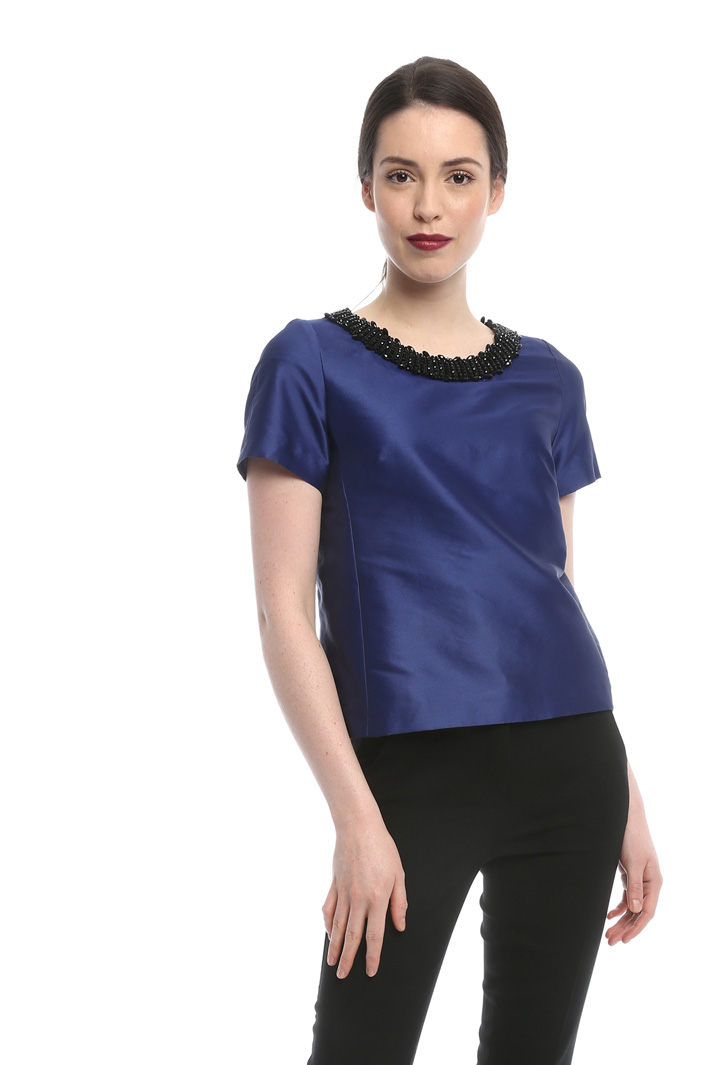 Top con collo bijoux Diffusione Tessile Top con collo bijoux Diffusione Tessile