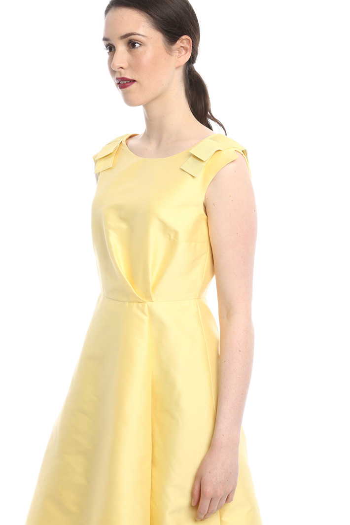 Princesse dress con fiocco Diffusione Tessile Princesse dress con fiocco Diffusione Tessile