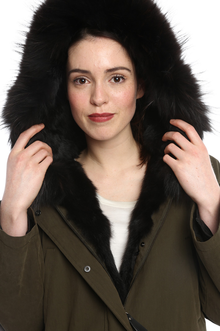 Parka con pelliccia interna Diffusione Tessile Parka con pelliccia interna Diffusione Tessile