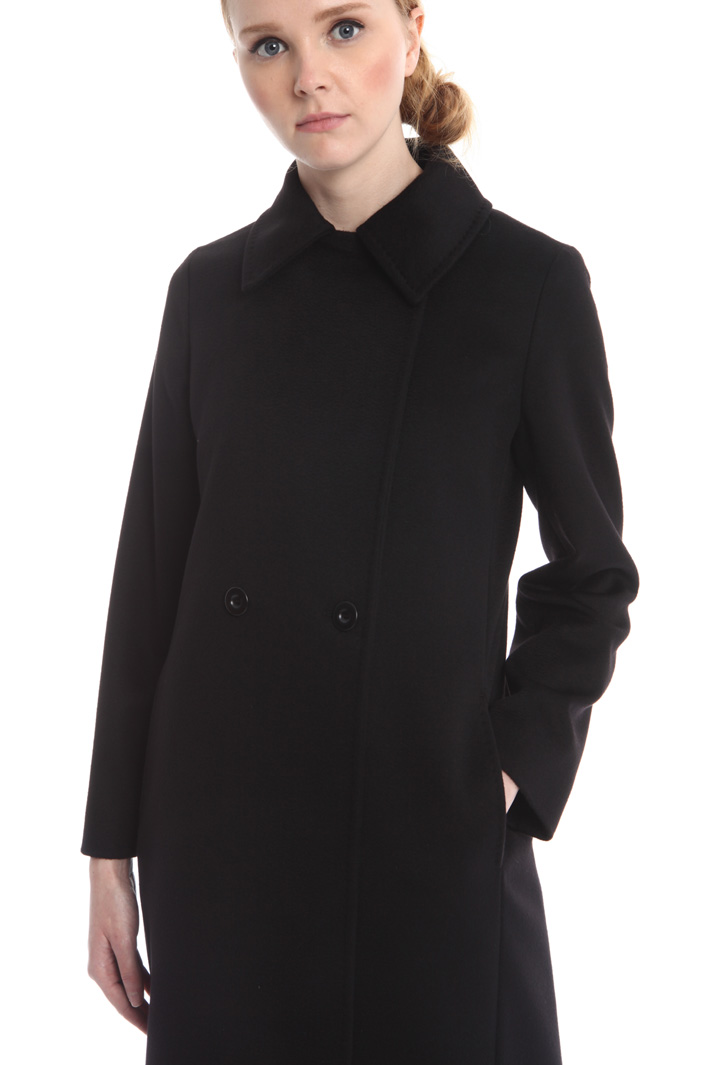 Cappotto doppiopetto in drap Diffusione Tessile Cappotto doppiopetto in drap Diffusione Tessile