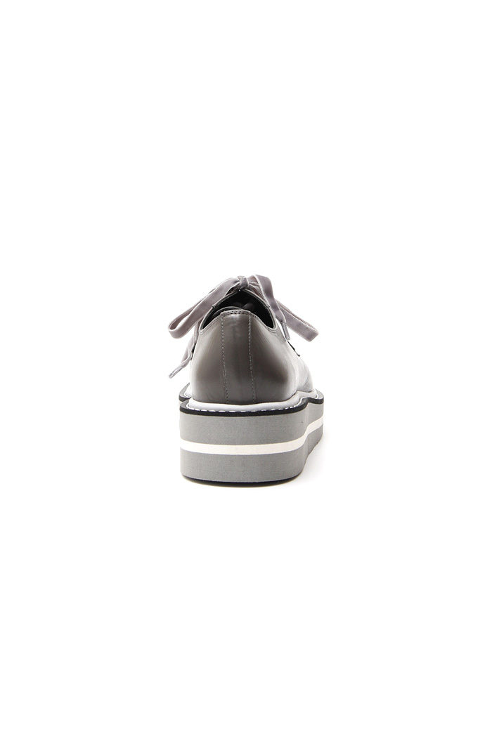 Stringate in pelle Diffusione Tessile Stringate in pelle Diffusione Tessile