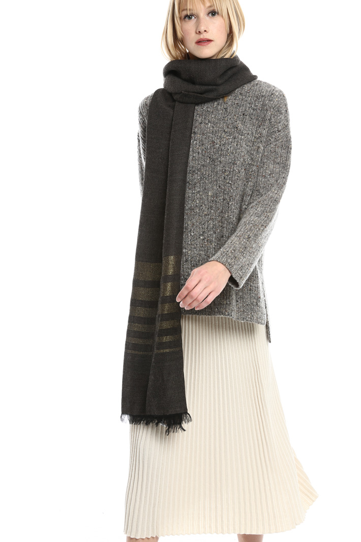 Sciarpa con righe lurex Diffusione Tessile Sciarpa con righe lurex Diffusione Tessile