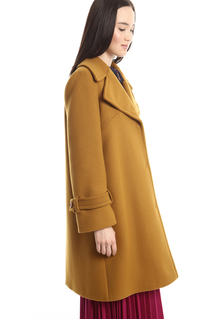 Cappotto con maxi revers Diffusione Tessile Cappotto con maxi revers Diffusione Tessile