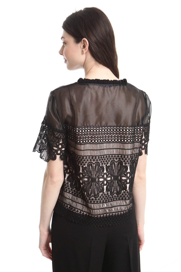 Top in macramé e organza Diffusione Tessile Top in macramé e organza Diffusione Tessile