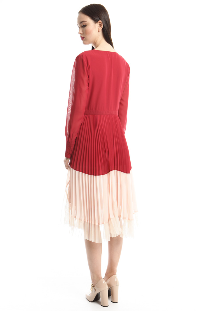 Abito in georgette e tulle Diffusione Tessile Abito in georgette e tulle Diffusione Tessile