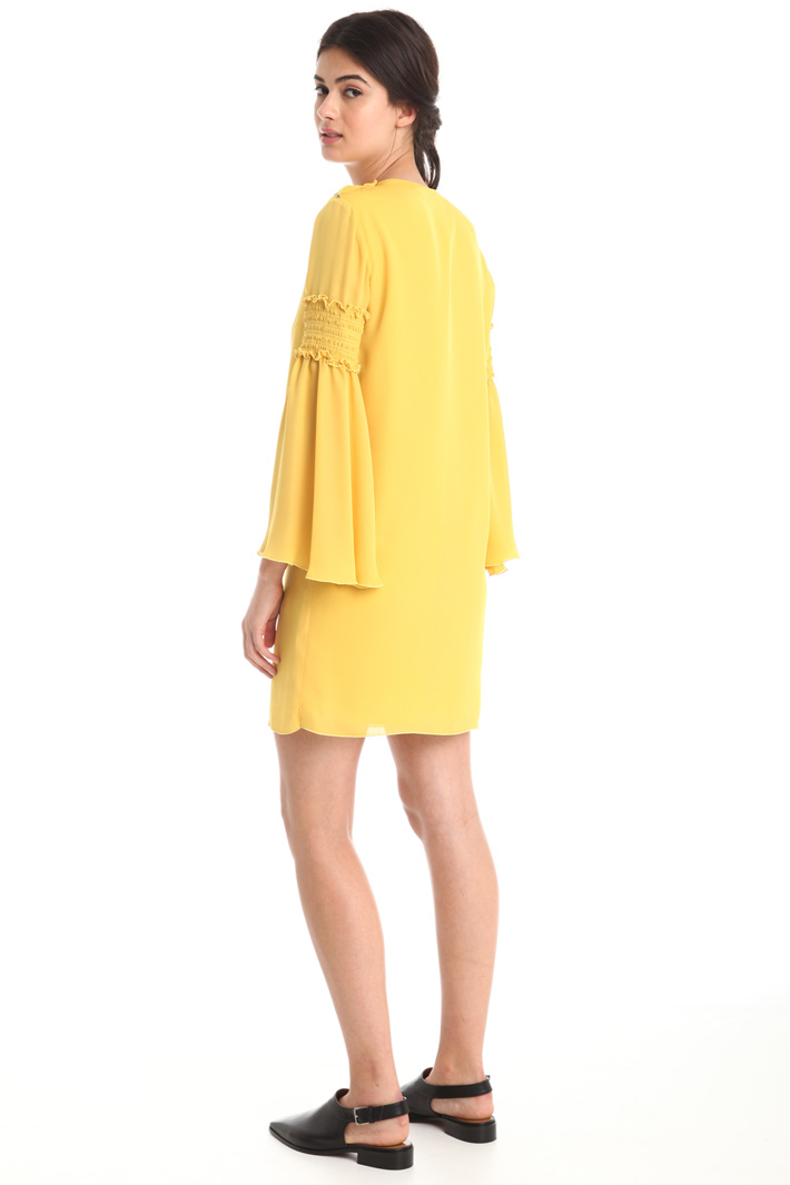 Abito in doppia georgette Diffusione Tessile Abito in doppia georgette Diffusione Tessile