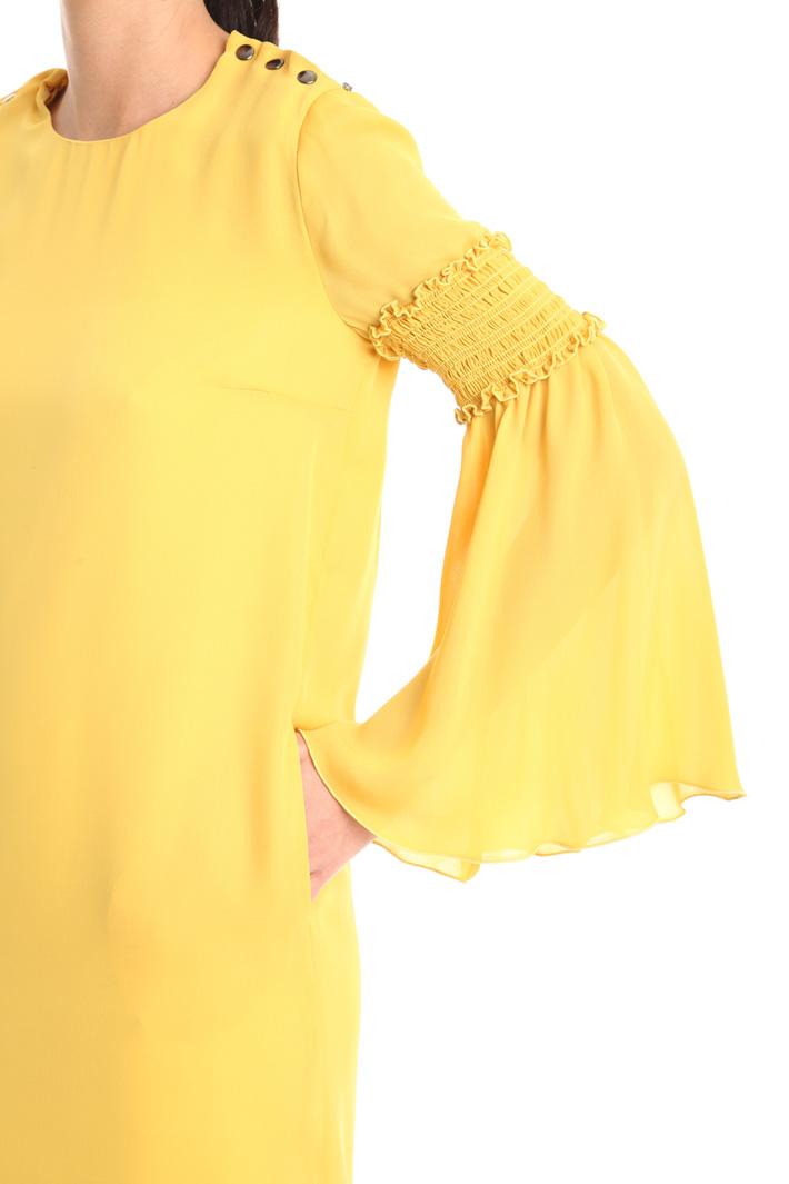 Abito in doppia georgette Diffusione Tessile Abito in doppia georgette Diffusione Tessile