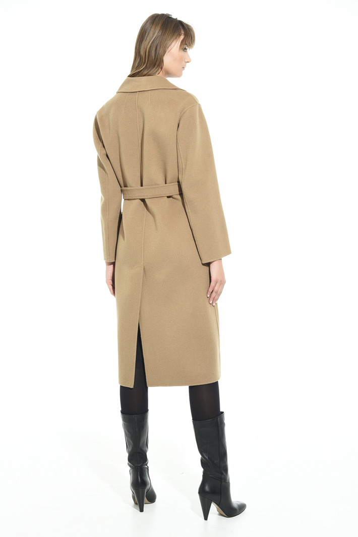 Cappotto in lana vergine Cappotto in lana vergine