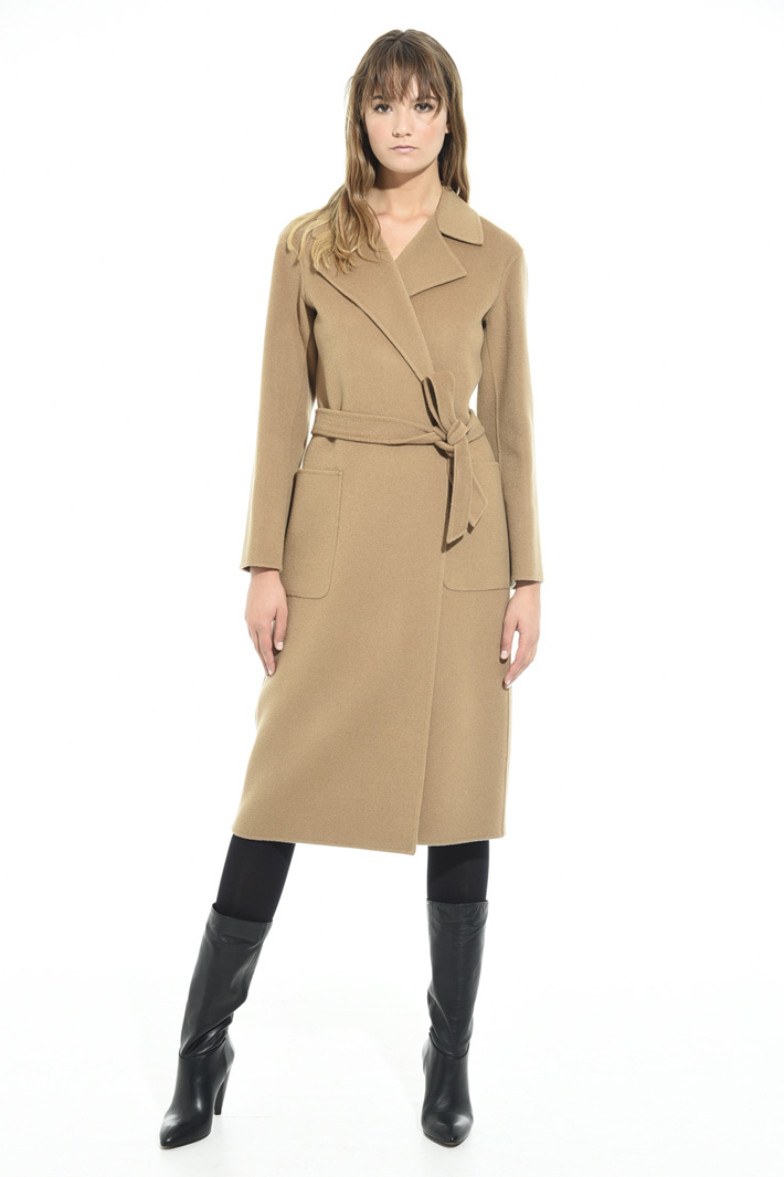 Cappotto in lana vergine Cappotto in lana vergine