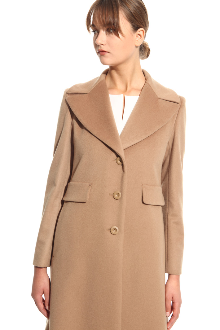 Cappotto lungo con revers Diffusione Tessile Cappotto lungo con revers Diffusione Tessile