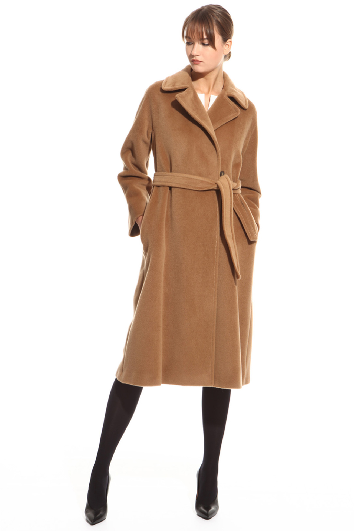 Cappotto con cintura abbinata Diffusione Tessile Cappotto con cintura abbinata Diffusione Tessile
