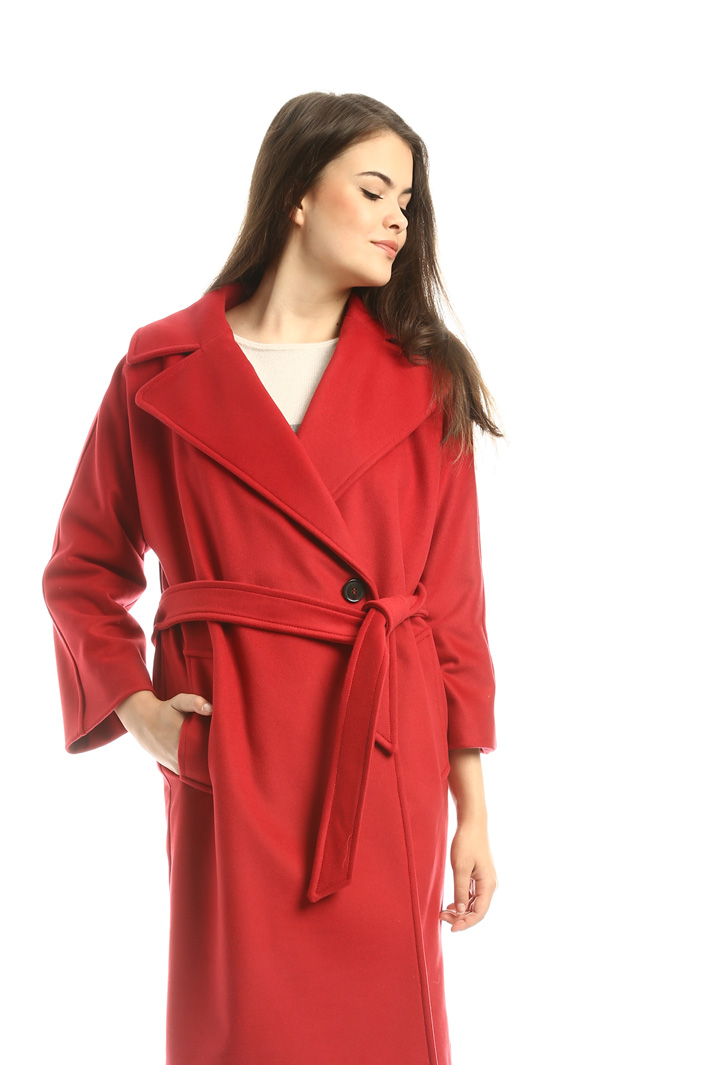 Cappotto con maxi revers Diffusione Tessile Cappotto con maxi revers Diffusione Tessile