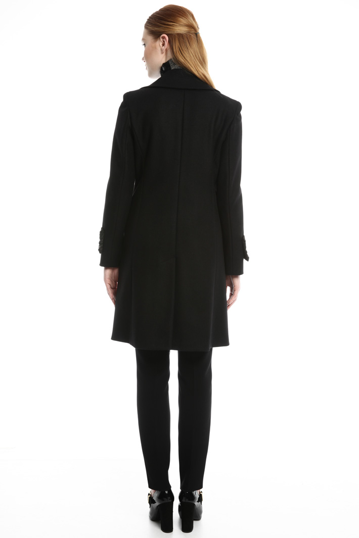 Cappotto con polsini gioiello Diffusione Tessile Cappotto con polsini gioiello Diffusione Tessile