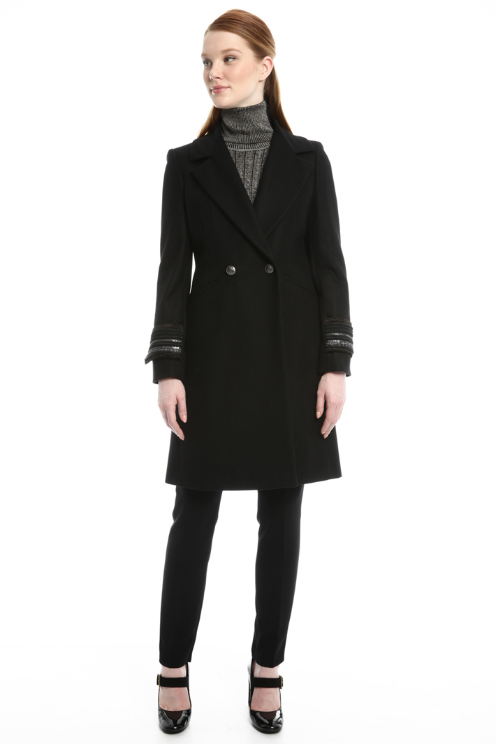 Cappotto con polsini gioiello Diffusione Tessile Cappotto con polsini gioiello Diffusione Tessile