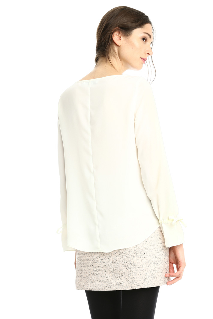Blusa fluida in crepe Diffusione Tessile Blusa fluida in crepe Diffusione Tessile