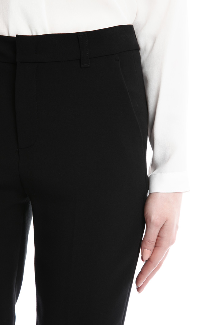 Pantaloni in tessuto stretch Pantaloni in tessuto stretch