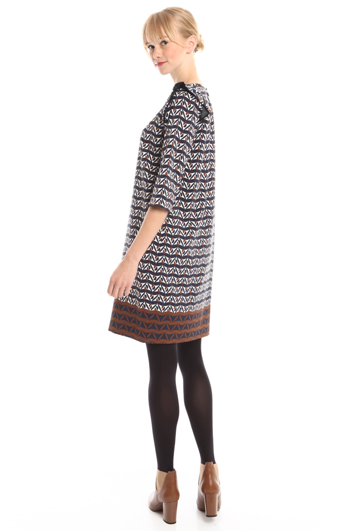 Abito in cady con tasche Diffusione Tessile Abito in cady con tasche Diffusione Tessile