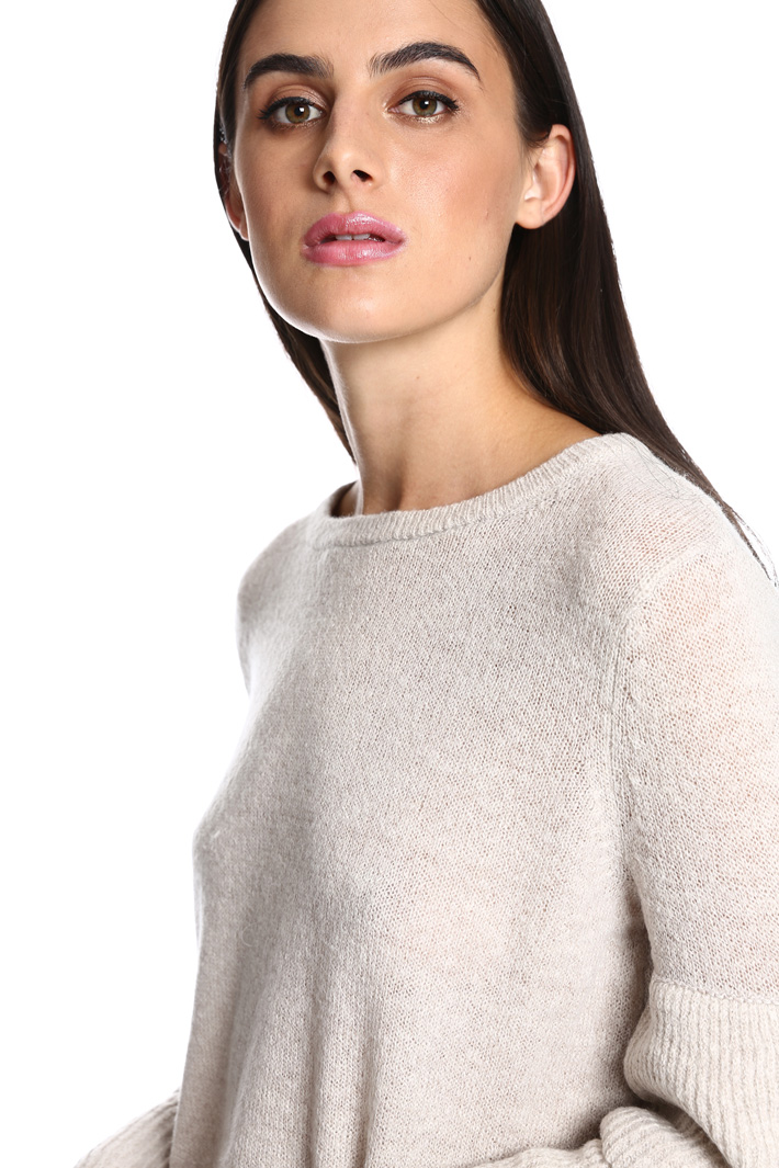 Maglia con maniche a balze Diffusione Tessile Maglia con maniche a balze Diffusione Tessile
