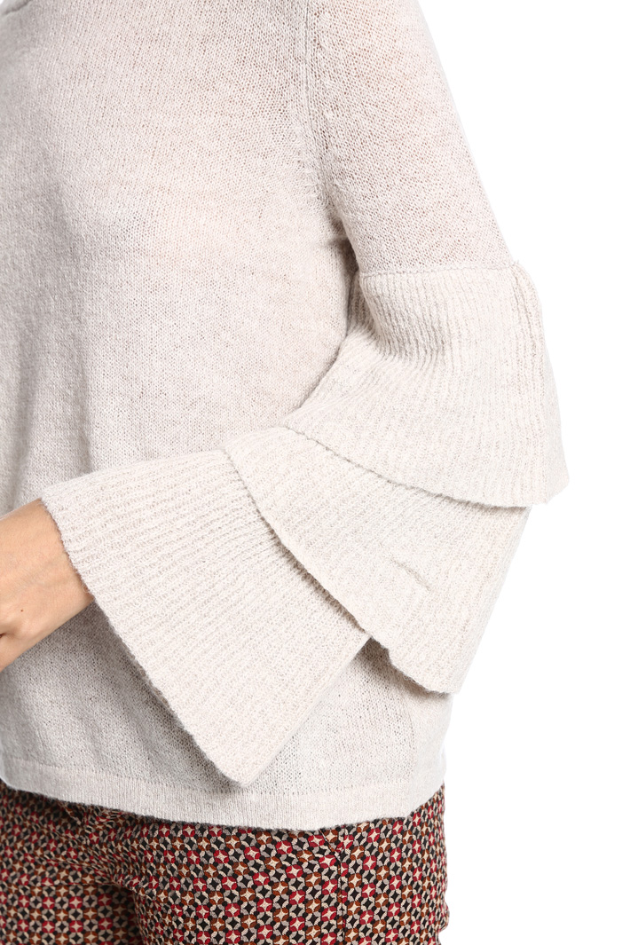 Maglia con maniche a balze Diffusione Tessile Maglia con maniche a balze Diffusione Tessile