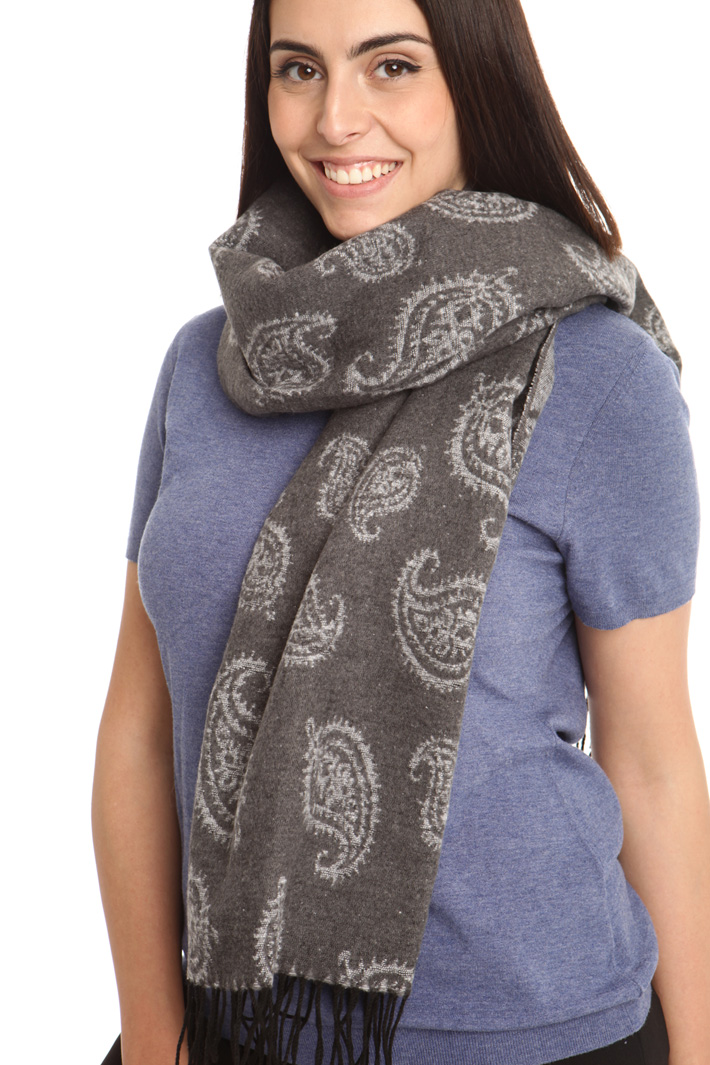 Sciarpa in cotone con frange Diffusione Tessile Sciarpa in cotone con frange Diffusione Tessile