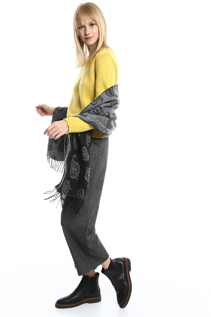 Sciarpa in cotone con frange Diffusione Tessile Sciarpa in cotone con frange Diffusione Tessile
