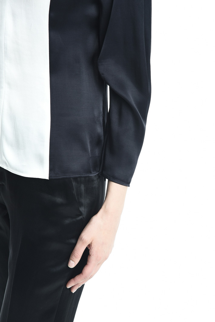 Blusa in raso Diffusione Tessile Blusa in raso Diffusione Tessile