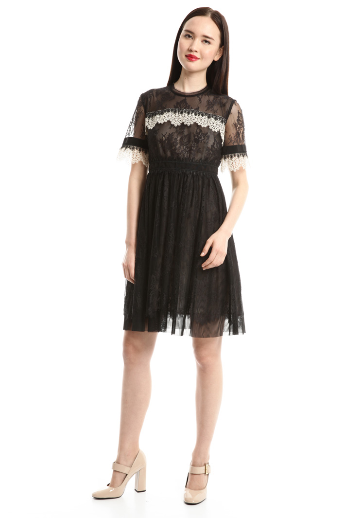 Abito princesse in pizzo Diffusione Tessile Abito princesse in pizzo Diffusione Tessile
