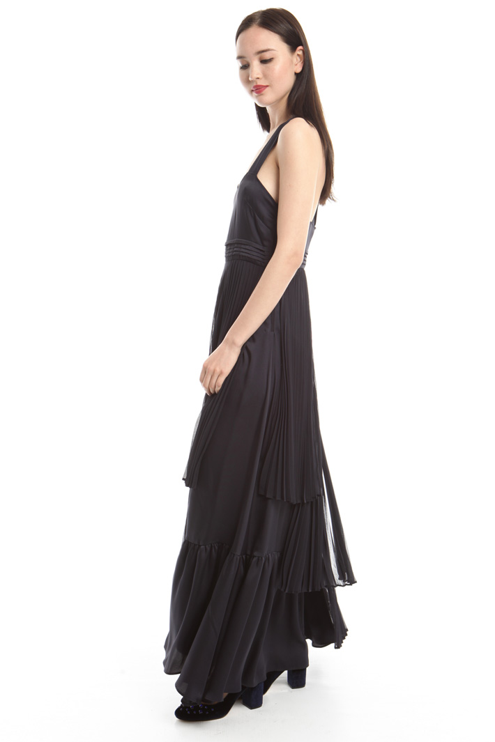 Abito in twill e crepe Diffusione Tessile Abito in twill e crepe Diffusione Tessile