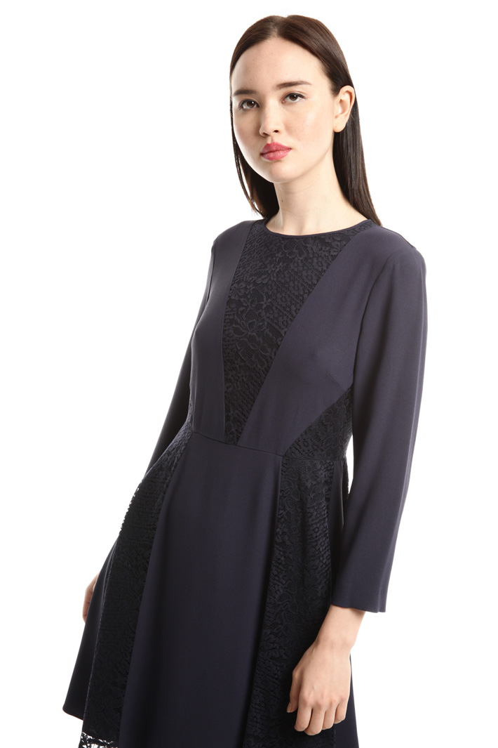 Abito in crepe enver satin Diffusione Tessile Abito in crepe enver satin Diffusione Tessile